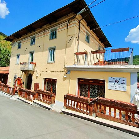 Hotel Palazzo Del Doma - Lake Vagli Vagli di Sotto Exterior foto